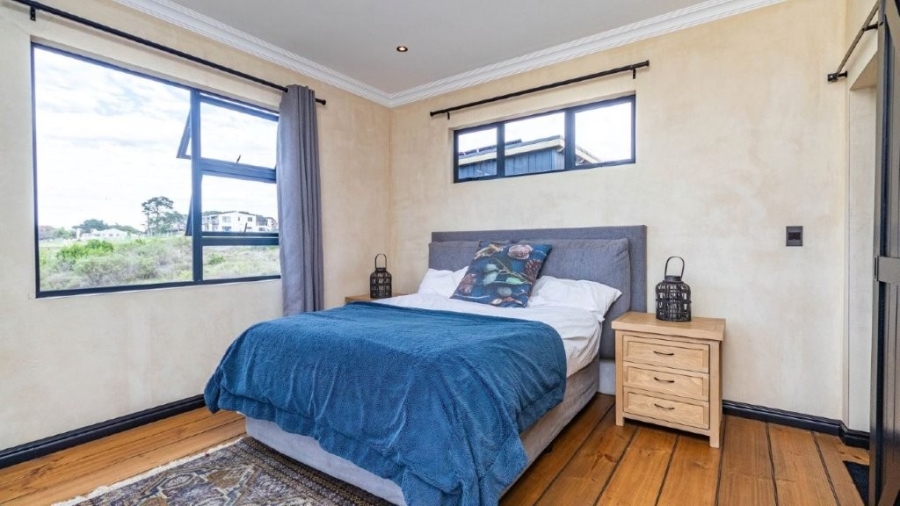 4 Bedroom Property for Sale in Hansmoeskraal A H Western Cape